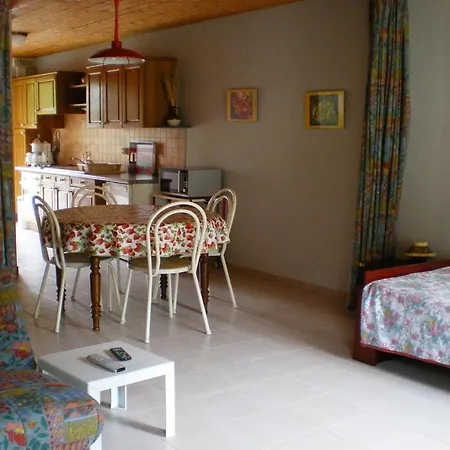 Gite 3 A 5 Personnes Bieville-Beuville